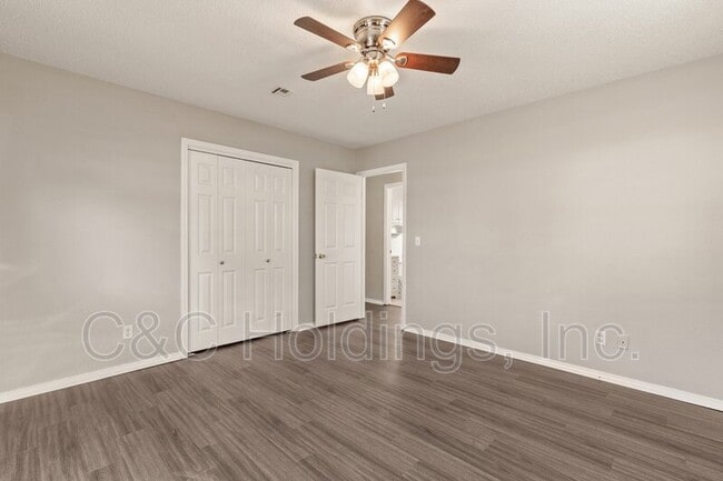 Building Photo - 2427 S 126th E Ave