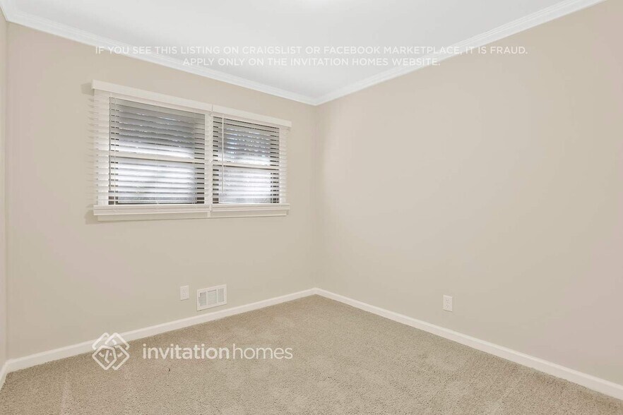 Building Photo - 2610 Harmony Way