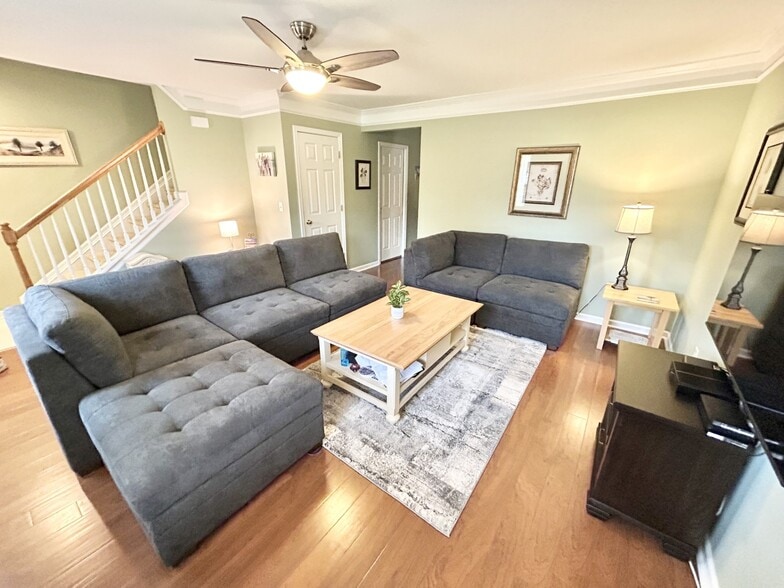 Building Photo - 2268 Kings Gate Ln