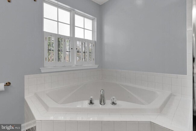 Building Photo - 8227 Moffat Run