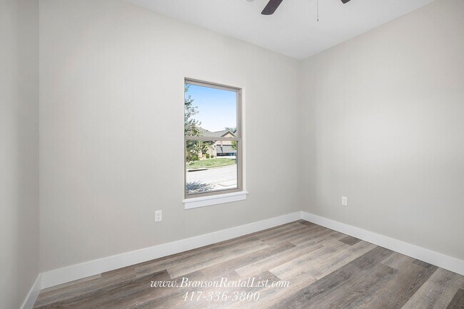 Building Photo - 133 Sapling Dr