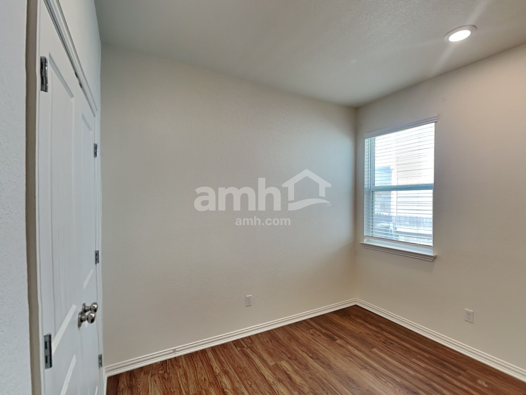 Building Photo - 280 Aspen Waters