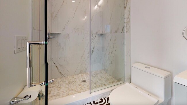 Building Photo - 1314 N Front St