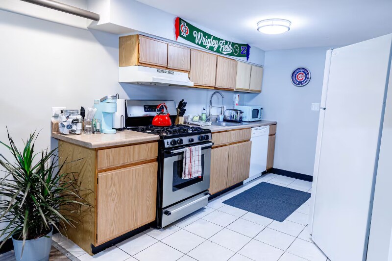 Building Photo - 3727 N Seminary Ave