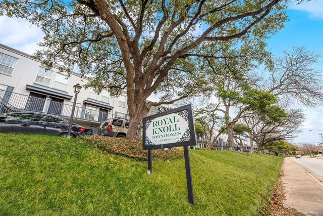 Building Photo - 7759 Royal Ln