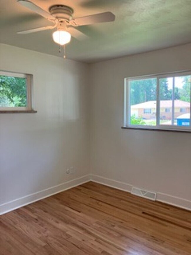 Building Photo - $300 OFF FIRST MONTH | Beautifully Renovated 3BR in Midtown Fort Collins
