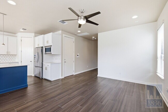 Building Photo - 3109 Corbin Ln