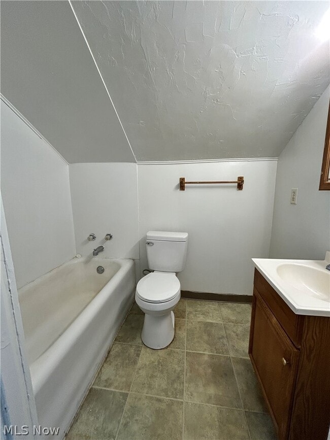 Building Photo - 2526 Sunset Blvd