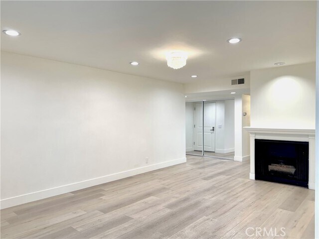 Building Photo - 4648 Park Granada