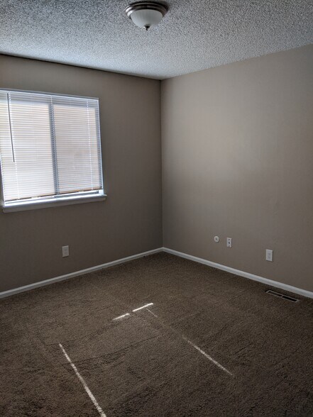 master bedroom - 1608 23rd Ave