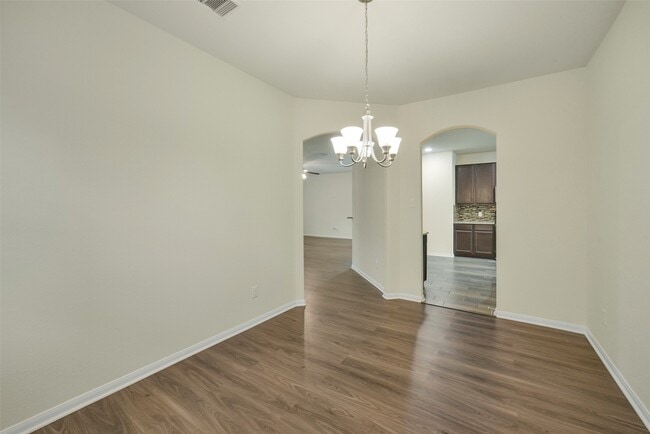 Building Photo - 10502 Chestnut Path Way