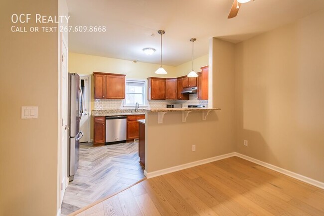 Building Photo - Three Bed Fishtown Home