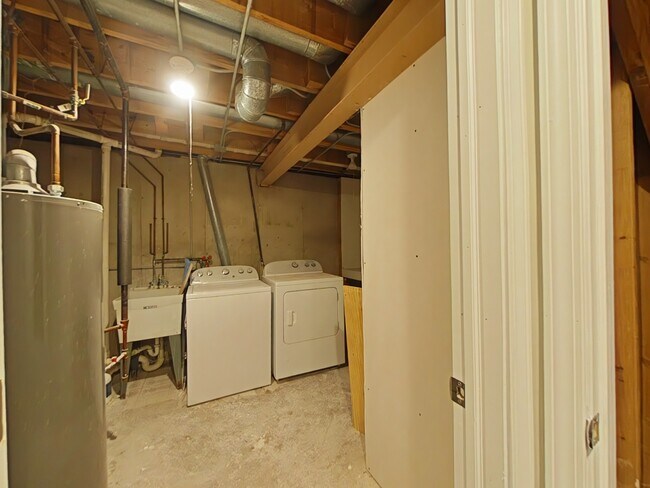 Building Photo - 3519 Princeton Ave
