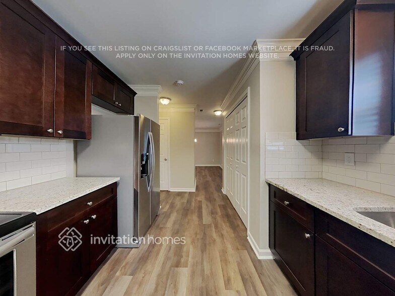 Building Photo - 7509 Starvalley Dr
