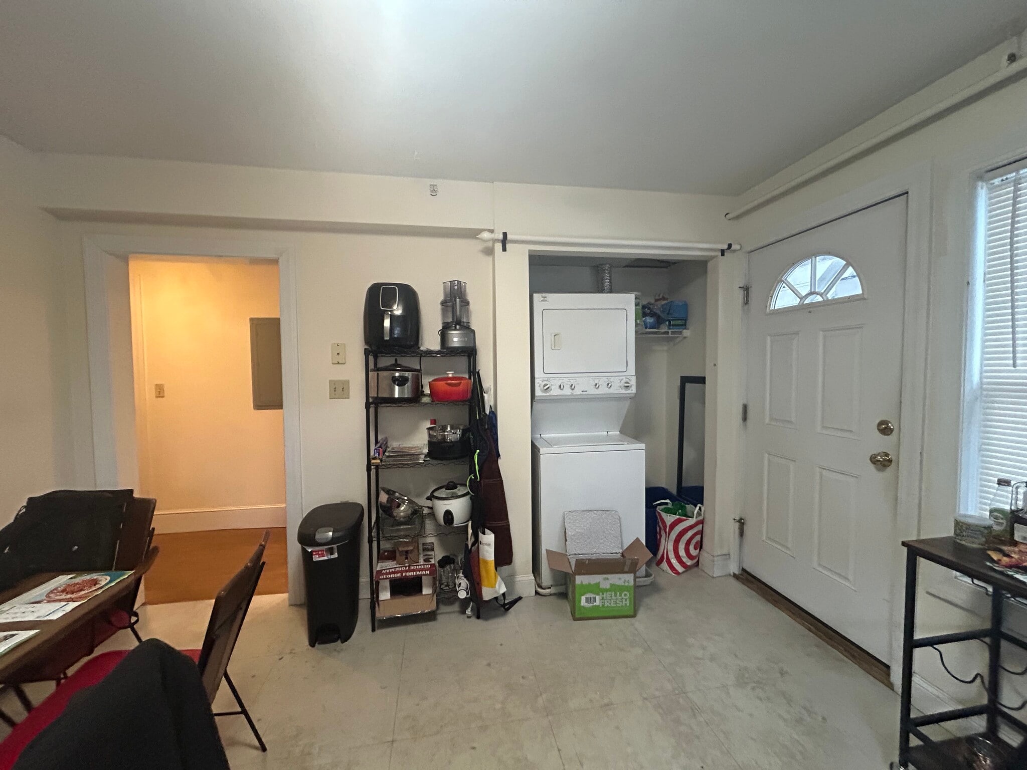 Building Photo - 67 Ashford St