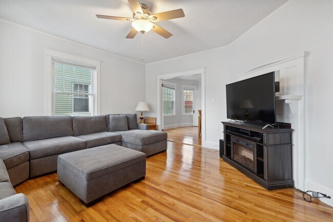 Building Photo - 151 Dartmouth St