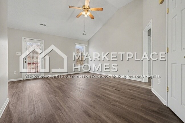 Building Photo - 3028 Dairy Farm Dr