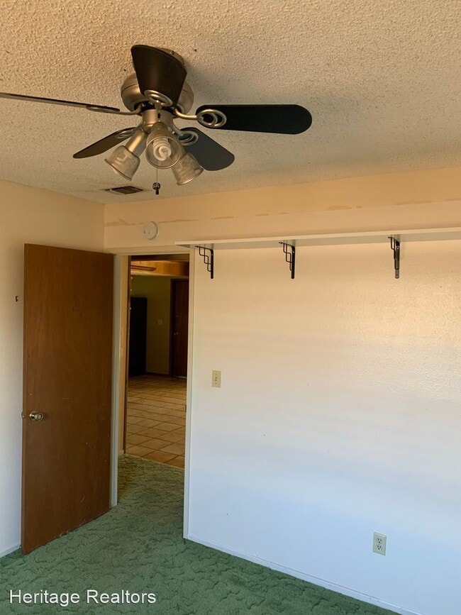 Building Photo - 3 br, 2 bath House - 379 W Deodar