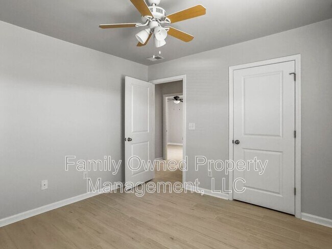 Building Photo - 205 Cypress Marsh Rd
