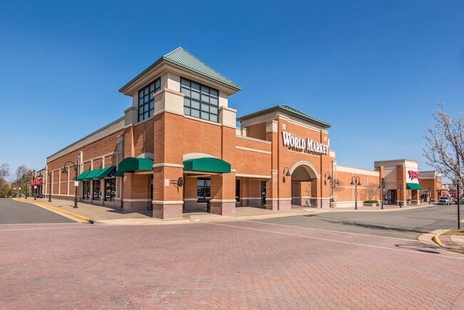 Building Photo - 6107 Wigmore Ln