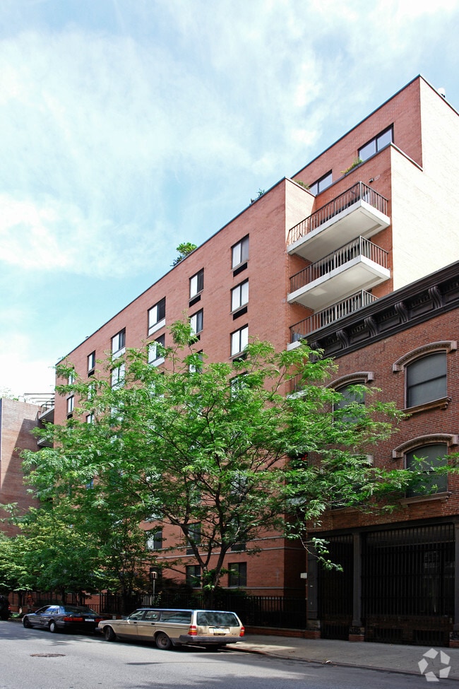 Building Photo - The Chatham in Chelsea