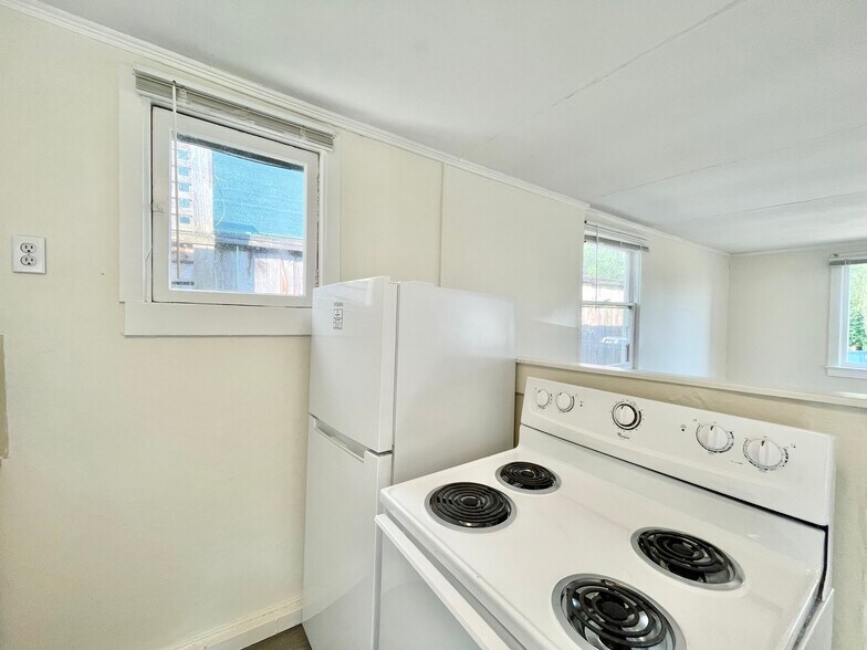 Building Photo - 2357 N 62nd St