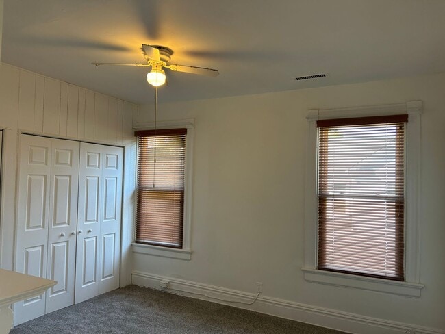 Building Photo - Charming 4-Bedroom Home in North Highland ...