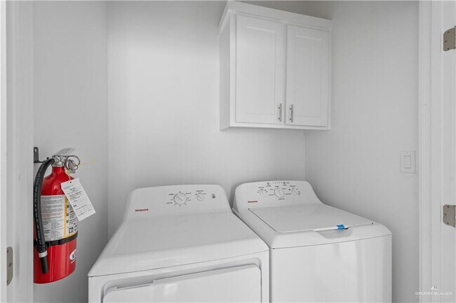 Building Photo - 16 N 25th St