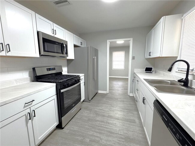 Building Photo - 4657 Barbara Mitchell Dr