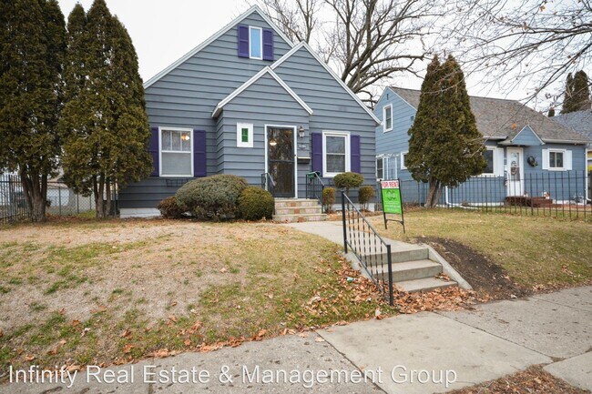 Primary Photo - 3 br, 1.5 bath House - 1106 9th Ave SW