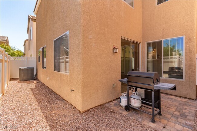 Building Photo - 8158 Altamont Ridge St