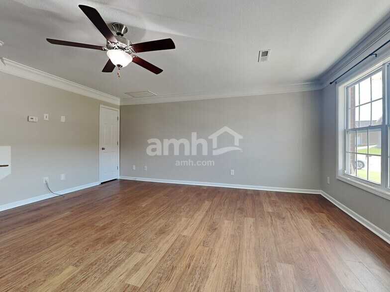 Building Photo - 8124 Cambridge Reserve Dr