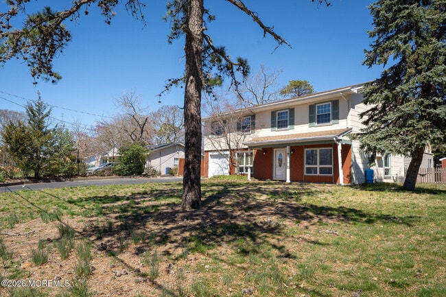 Building Photo - 406 Lawrence Dr