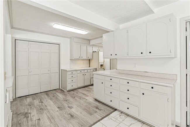 Building Photo - 2373 Wood Creek Ct