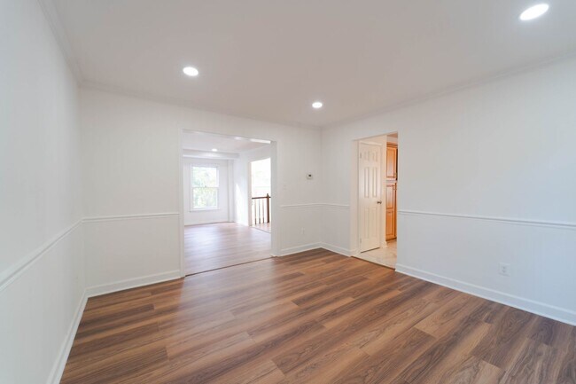 Building Photo - Fabulous Home in Aquia Harbor