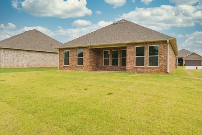 Building Photo - 163 Bowdock Dr.