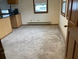 Building Photo - 93 Russell St