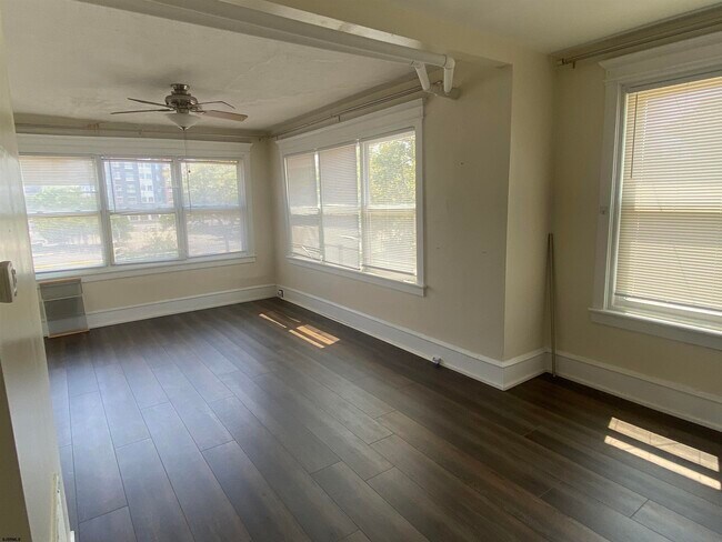 Building Photo - 3501 Ventnor Ave