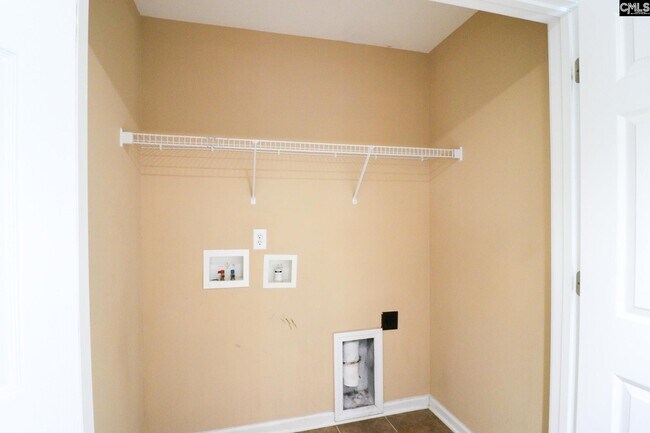 Building Photo - 364 Saluda Springs Rd