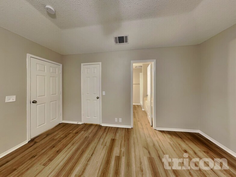 Building Photo - 4228 Heath St