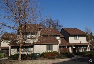 Building Photo - Charming 3-Bedroom Home in Prime Davis Loc...