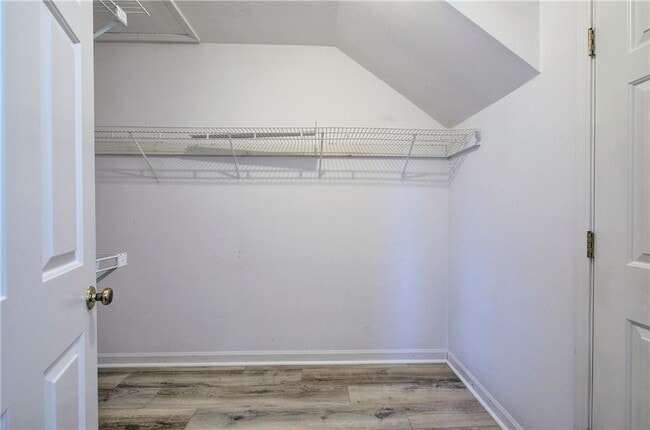 Building Photo - 1252 Minhinette Dr