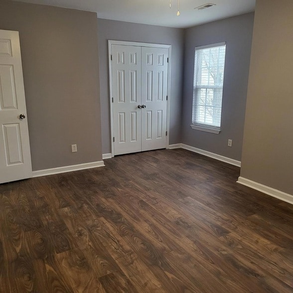 Building Photo - 1622 Briarmont Ct