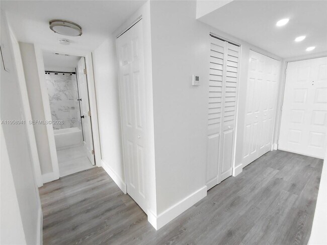 Building Photo - 8720 N Sherman Cir