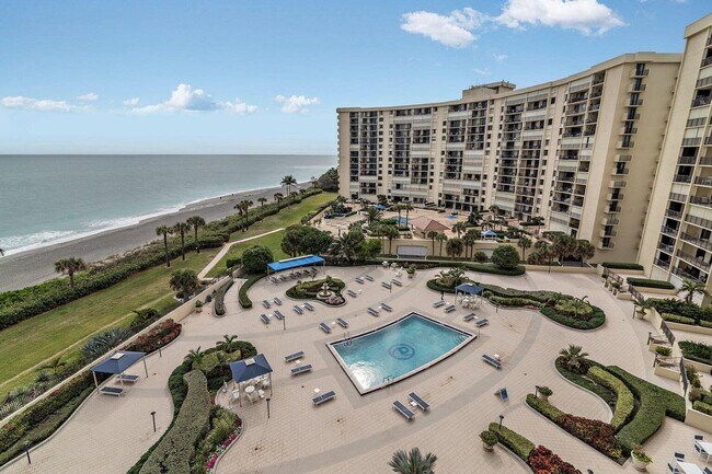 Building Photo - 200 Ocean Trail Way