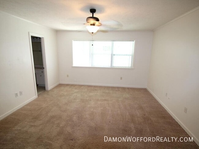 Building Photo - 120 Bellegrove Cir