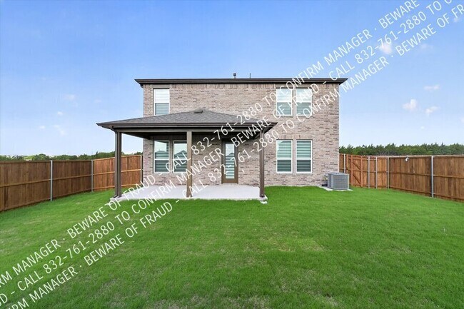 Building Photo - 707 Windhaven Dr