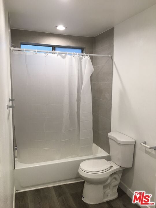 Building Photo - 13562 Vanowen St