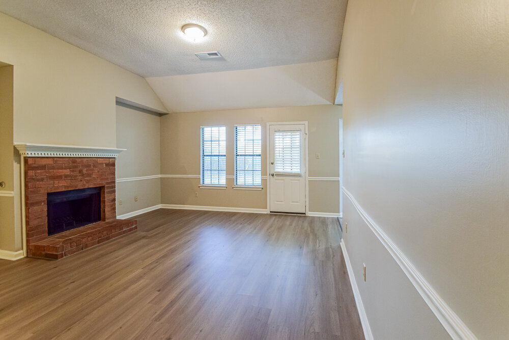 Building Photo - 7117 Goodman Ridge Dr