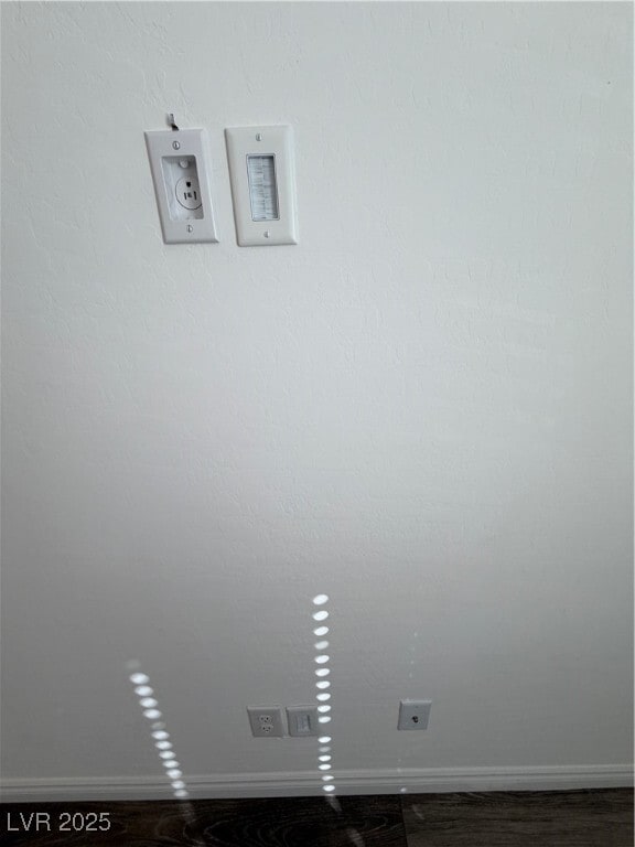 Building Photo - 20 Barbara Ln